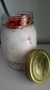 Overnight Oats mit Erdbeeren