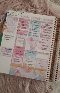 Einblick in die organisierte Wochenhaelfte im Erin Condren Life Planner