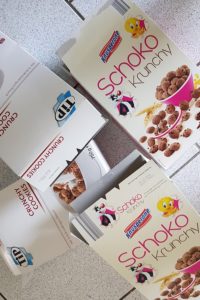 Ordnungshelfer fuer die Schublade aus Cornflakes Schachteln