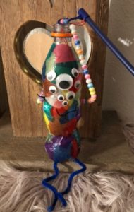 schnelle und einfache kleine Monster Laterne zum selber basteln - upcycling PET Flasche