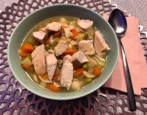 Schnelle Hühnersuppe - ein Rezept fuer eine schnelle Huehnersuppe in der Erkaeltungszeit - ohne stundenlanges kochen