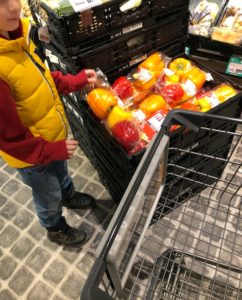 Gemeinsam einkaufen - ohne Rehabuggy - Alltagskompetenzen mit ASS Kind trainieren